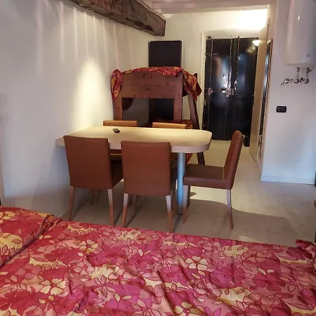 Nel Cuore Del Quarilatero Romano Apartment *